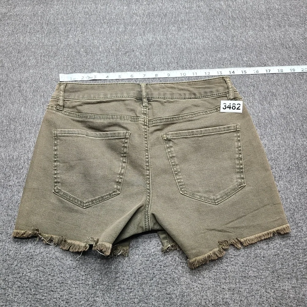 Refuge Denim Shorts Women‎ 2 Olive Green Excellent Frayed Raw Hem Low Rise